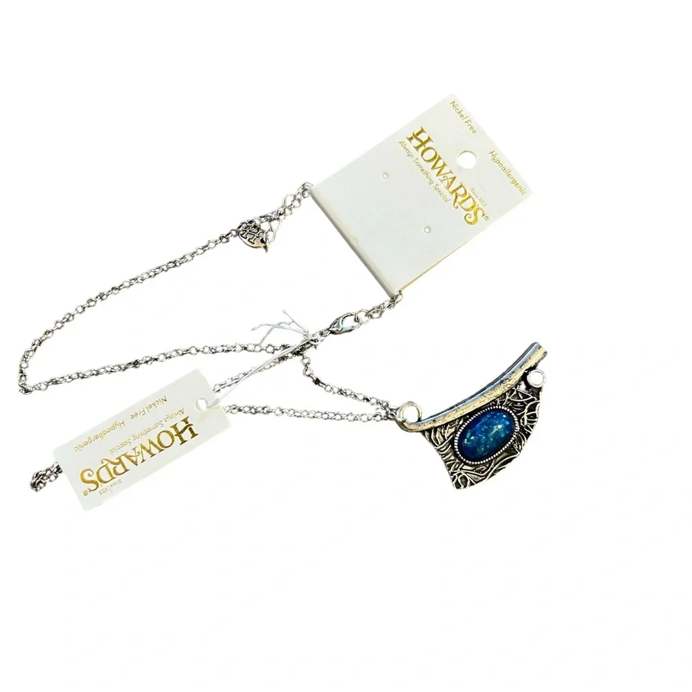 New~ HOWARDS
Remy Azure Pendant Necklace. Adjustable - Picture 2 of 5